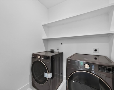 316 Walthall - Photo Thumbnail 20