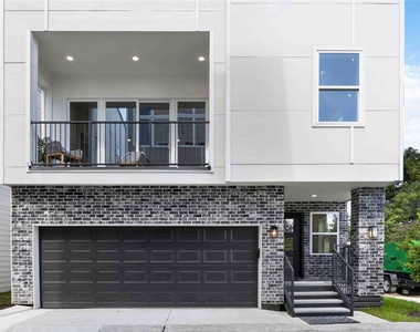 316 Walthall - Photo Thumbnail 6