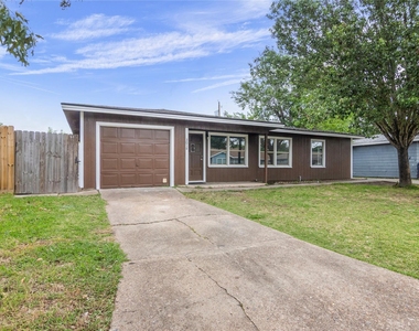 3018 Vance Avenue - Photo Thumbnail 1