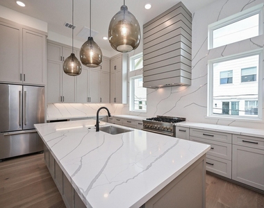 4705 Gibson Street - Photo Thumbnail 7