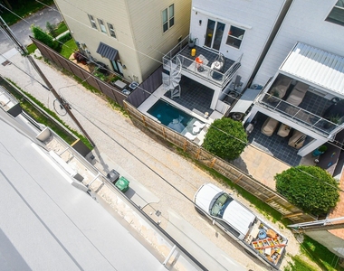 4705 Gibson Street - Photo Thumbnail 27