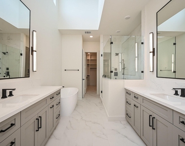 4705 Gibson Street - Photo Thumbnail 17
