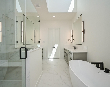 4705 Gibson Street - Photo Thumbnail 18