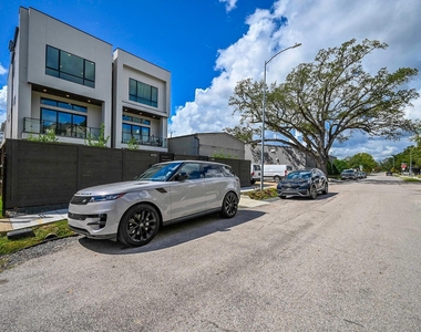 4705 Gibson Street - Photo Thumbnail 29