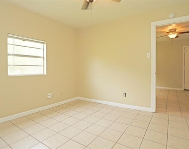 2460 W Shane Street - Photo Thumbnail 6