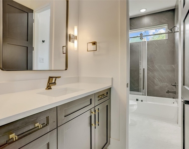 1911 Lauderdale Street - Photo Thumbnail 20
