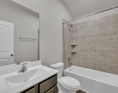 6212 Hendricks Harbor Drive - Photo Thumbnail 27