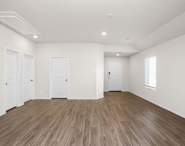3093 Wood Lily Drive - Photo Thumbnail 3