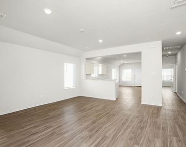 3093 Wood Lily Drive - Photo Thumbnail 7