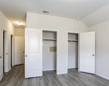 22395 Dominguez Drive - Photo Thumbnail 7