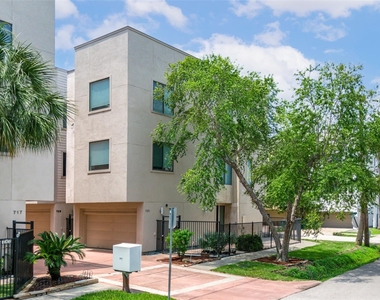 731 Reinerman Street - Photo Thumbnail 1