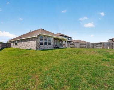 4441 Jessamine Creek Trail - Photo Thumbnail 38