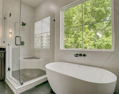 1907 Lauderdale Street - Photo Thumbnail 15