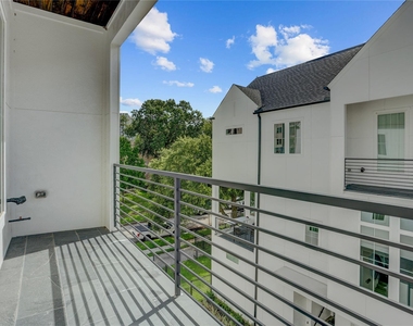 1907 Lauderdale Street - Photo Thumbnail 11