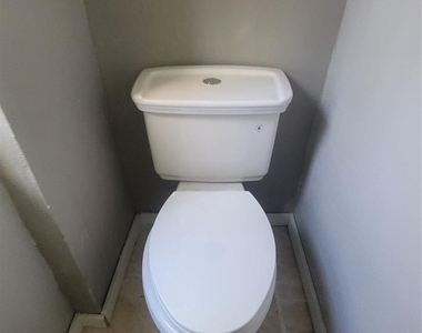 12018 Sandpiper Road - Photo Thumbnail 27