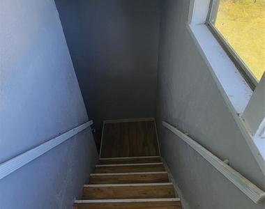 12018 Sandpiper Road - Photo Thumbnail 19