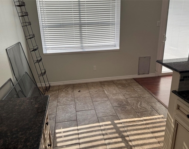 18515 Sweetmeadow Drive - Photo Thumbnail 5