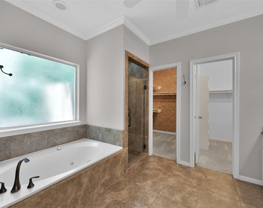 1803 Quiet Country Court - Photo Thumbnail 17