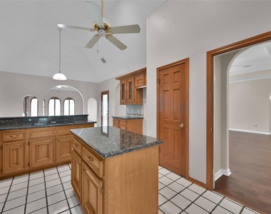 1803 Quiet Country Court - Photo Thumbnail 8