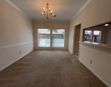 2136 Gemini Street - Photo Thumbnail 12
