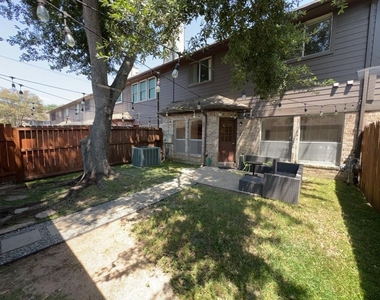 2136 Gemini Street - Photo Thumbnail 18