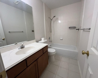 2136 Gemini Street - Photo Thumbnail 7