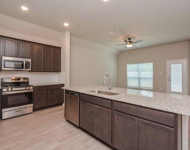 1063 Bending Trail Drive - Photo Thumbnail 15