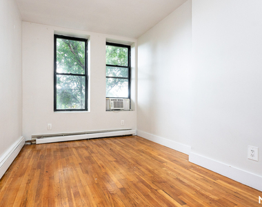 1044 Putnam Ave - Photo Thumbnail 19