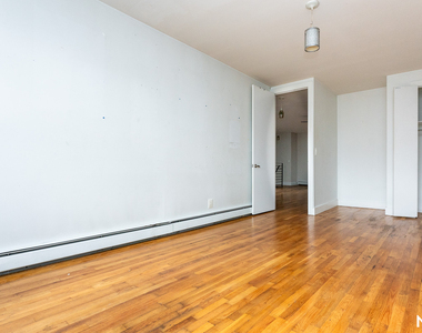 1044 Putnam Ave - Photo Thumbnail 9