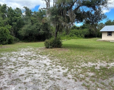 2229 Adelia Boulevard - Photo Thumbnail 7