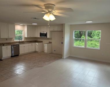 2229 Adelia Boulevard - Photo Thumbnail 24