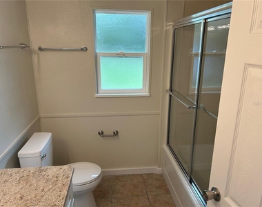 2229 Adelia Boulevard - Photo Thumbnail 29