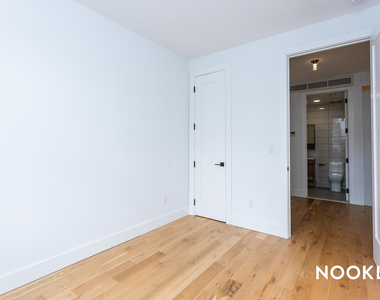 849 Dekalb Ave - Photo Thumbnail 6