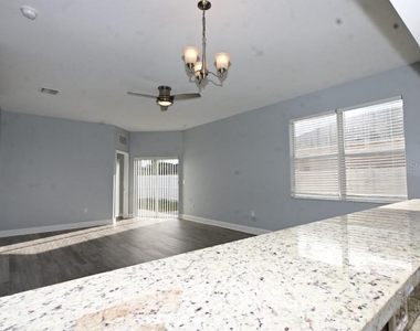 24852 Portofino Dr - Photo Thumbnail 10