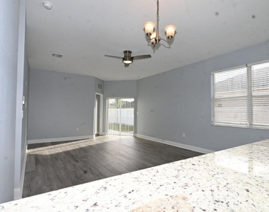 24852 Portofino Dr - Photo Thumbnail 11