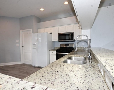24852 Portofino Dr - Photo Thumbnail 6