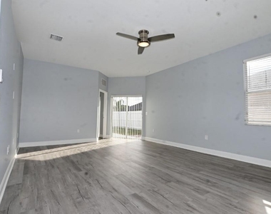 24852 Portofino Dr - Photo Thumbnail 9