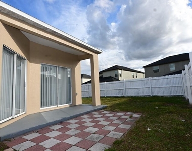 24852 Portofino Dr - Photo Thumbnail 13