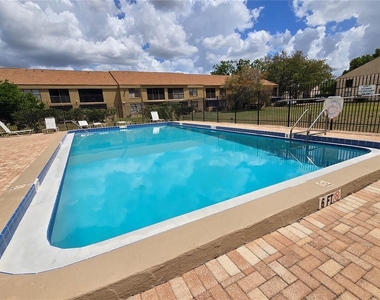 7838 Niagara Avenue - Photo Thumbnail 20