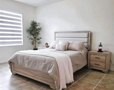 5280 Maddie Drive Drive - Photo Thumbnail 4