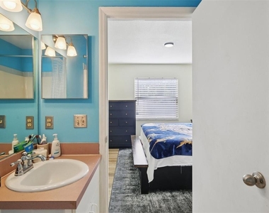 3501 W Reynolds Street - Photo Thumbnail 16