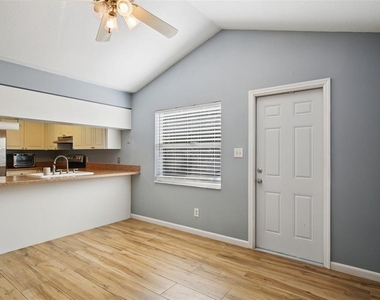 3501 W Reynolds Street - Photo Thumbnail 6