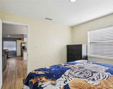 3501 W Reynolds Street - Photo Thumbnail 14