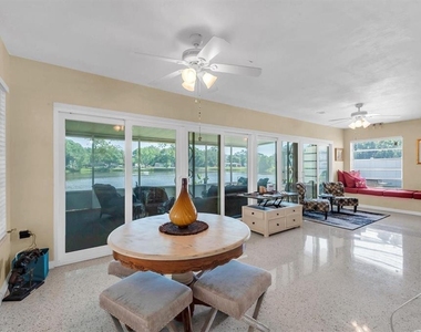 867 Pinellas Point Drive S - Photo Thumbnail 11