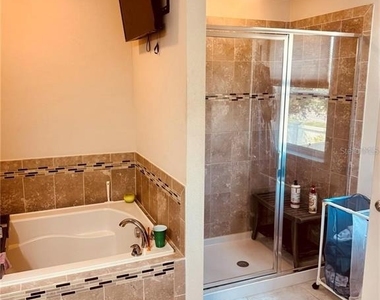 11344 Emerald Shore Drive - Photo Thumbnail 7