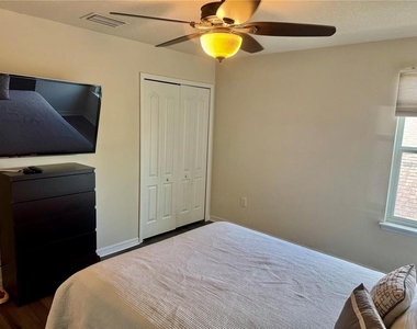 11344 Emerald Shore Drive - Photo Thumbnail 9