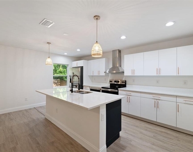 1315 Tioga Avenue - Photo Thumbnail 3