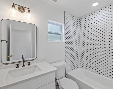 1315 Tioga Avenue - Photo Thumbnail 14