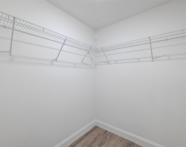 1315 Tioga Avenue - Photo Thumbnail 11