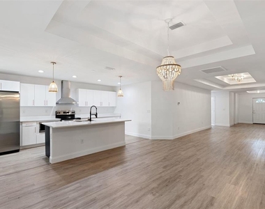 1315 Tioga Avenue - Photo Thumbnail 6